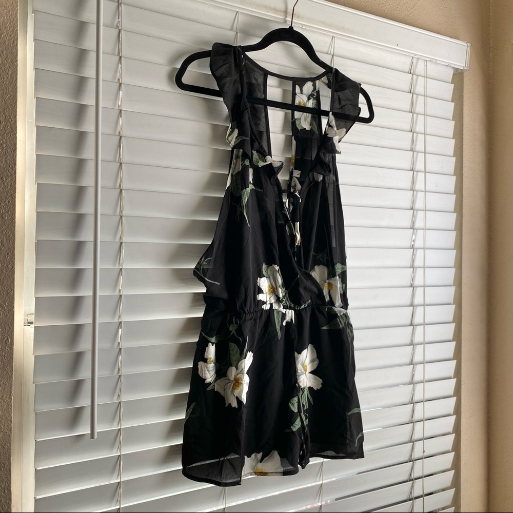 SADIE & SAGE floral romper